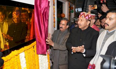 CM  inaugurates escalators at Hanuman Temple Jakhu, Shimla: will facilitate pilgrims