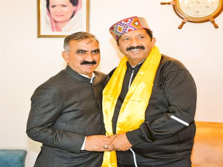 CM extends birthday wishes to Dy. CM Mukesh Agnihotri