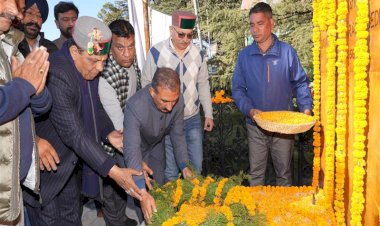 CM offers floral tributes to Dr. B.R. Ambedkar