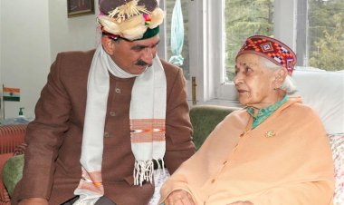 CM extends birthday wishes to Vidya Stokes