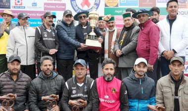 Governor-XI wins Sadbhavana Cricket Cup, CM give away prizes