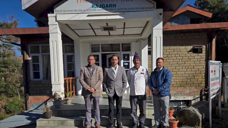 Rajiv Kumar MD-HPTDC at Tourist Inn at Rajgarh 