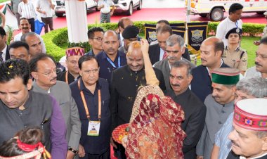 Lok Sabha Speaker inaugurates two-day annual conference of CPA Zone-2 at Tapovan