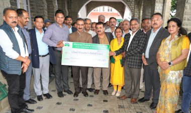 मुख्यमंत्री राहत कोष में 47,05,683 रुपये का अंशदान