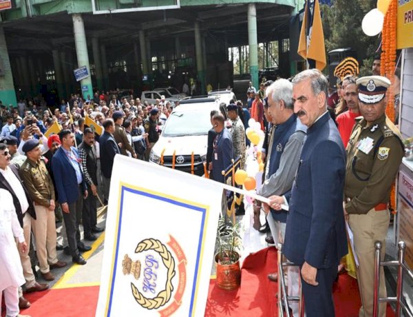 CM launches prepaid taxi service for 26 locations from ISBT Tutikandi