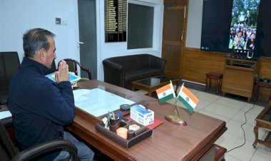 CM interacts with ‘Children of the State’ on exposure visit to Daman